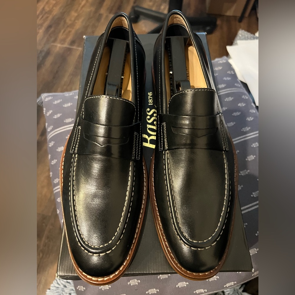 G.H. Bass Conner Black Loafer